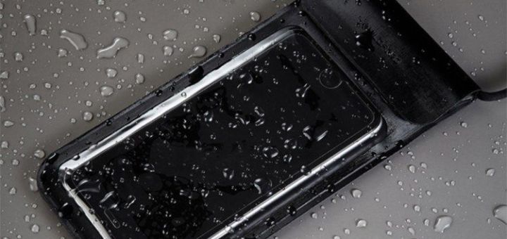 Xiaomi Şık TPU Kılıfı İle Telefonunuzu Su Altında Koruyor